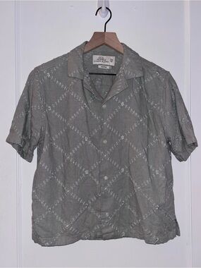 Abercrombie & Fitch The Summer Linen Blend Cropped Eyelet Quilted Button
